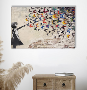 Bambina con farfalle - Banksy